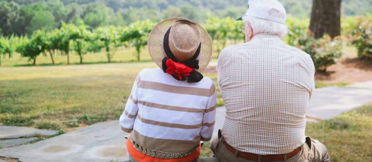 Demenz – Pflegeheim oder Zuhause? Entscheidungshilfe für Angehörige